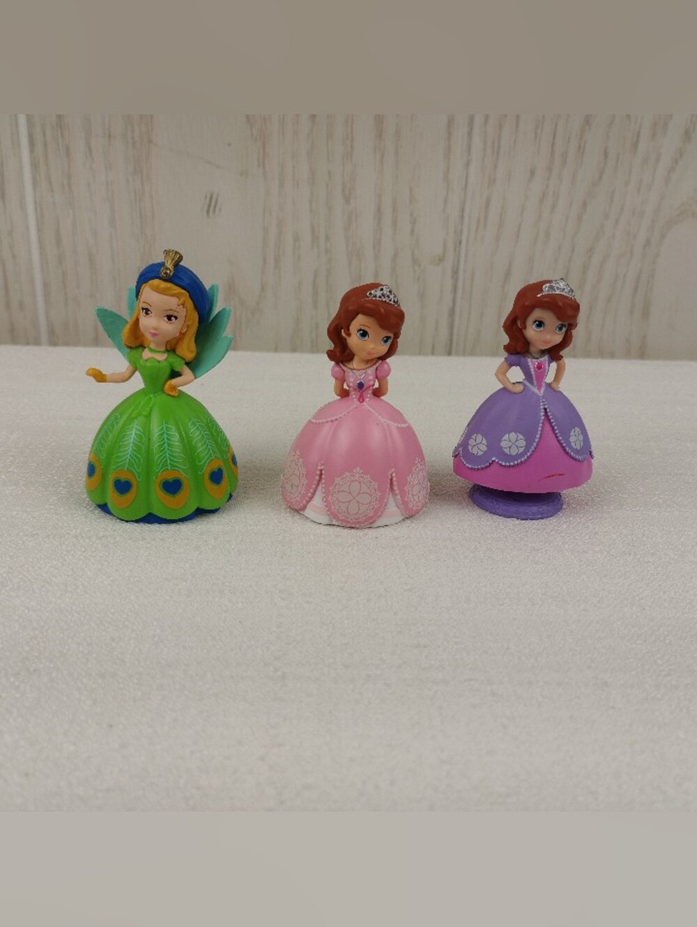 Disney Junior Sofia the First Amber Green Dress 2 Sofia Figure Cake Topper.   Pr